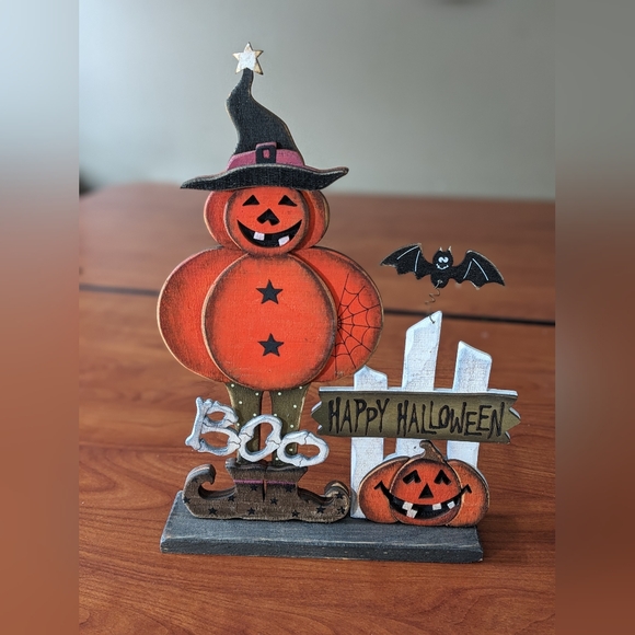 Wooden Happy Halloween Boo decor - Picture 1 of 1